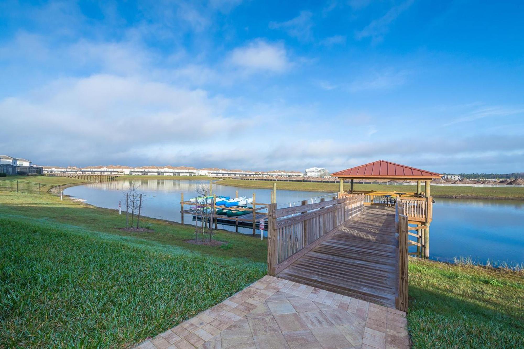 3120-206dr Storey Lake, 2/2 Garden View Apartment