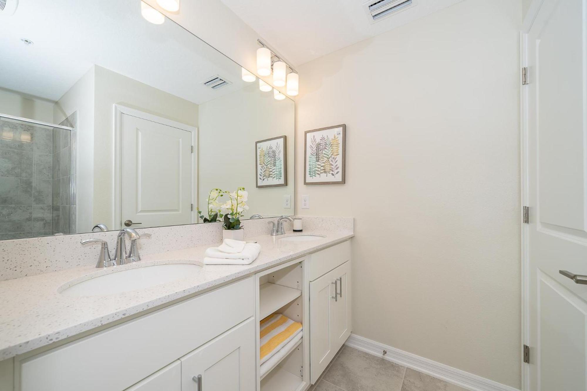 3120-206dr Storey Lake, 2/2 Garden View Kissimmee